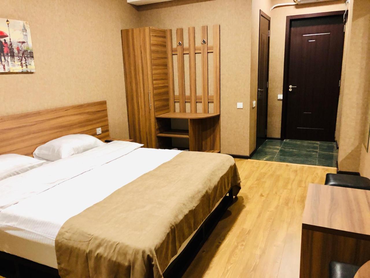Lords Hotel Tbilisi Eksteriør bilde
