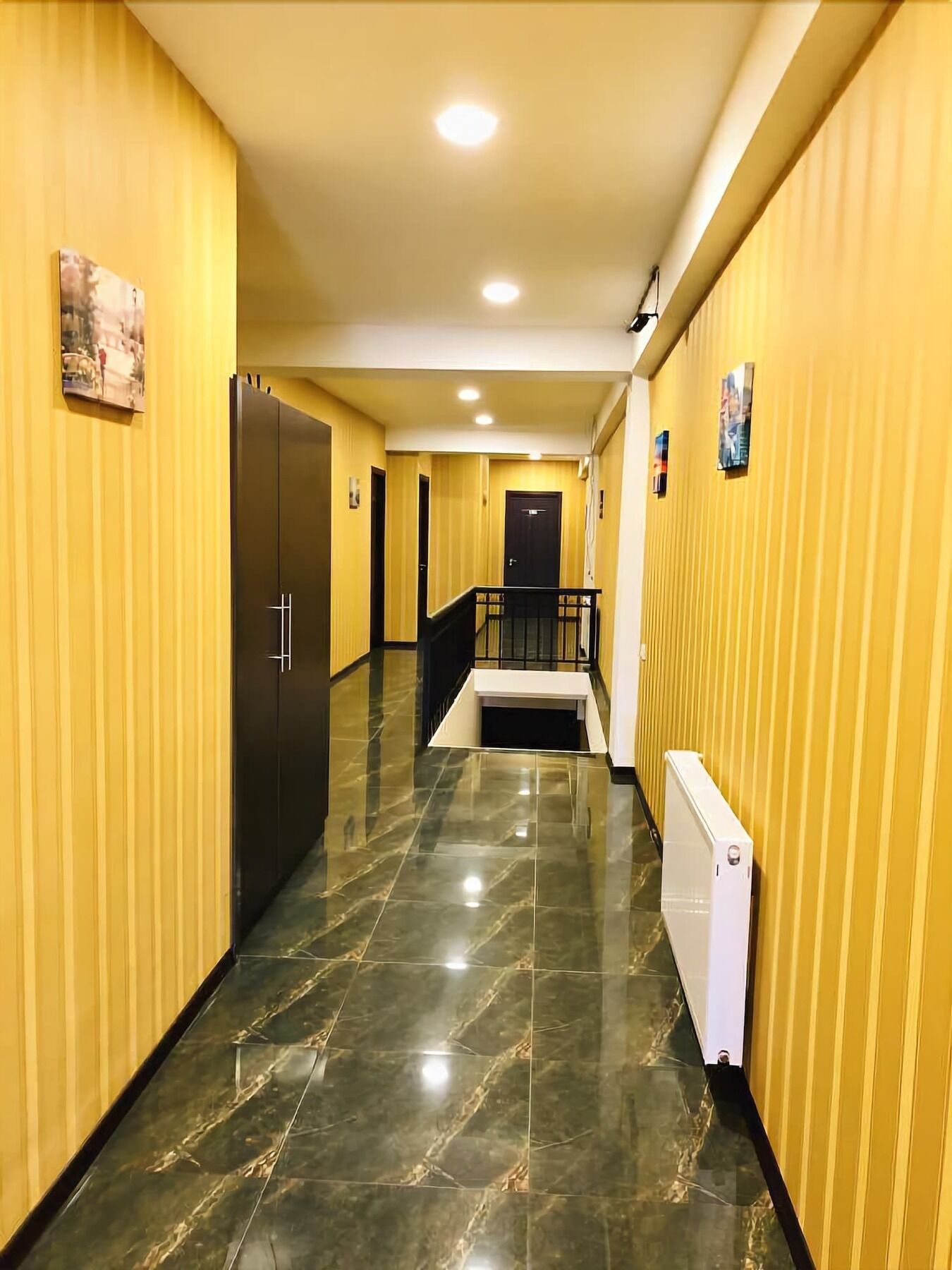Lords Hotel Tbilisi Eksteriør bilde